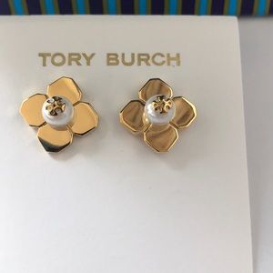 Tory Burch Jewelry - New Tory Burch pearl stud earrings Tory Burch Jewelry - New Tory Burch pearl stud earrings